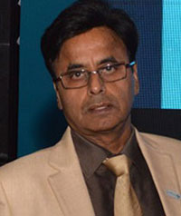 A picture of the chairman of Marvel Vinyls