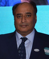A picture of the managing director of Marvel Vinyls